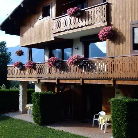 La Licorne Au Pied Des Pistes Chalet *